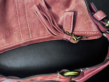 Load image into Gallery viewer, Vintage COACH Lavender Suede Small Hobo Style 8A14