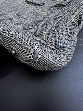 Load image into Gallery viewer, Dior Beige Lizard Leather Chri Chri Tote 00-MA-1028