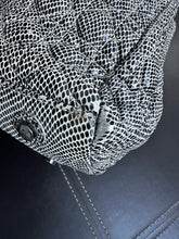 Load image into Gallery viewer, Dior Beige Lizard Leather Chri Chri Tote 00-MA-1028