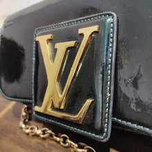 Load image into Gallery viewer, Original Louis Vuitton nuit (dark) green Pochette Sobie Clutch Bag AR2021