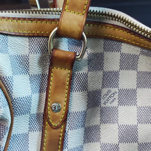 Load image into Gallery viewer, LOUIS VUITTON Stresa PM Damier Azur Shoulder Bag White HL3358