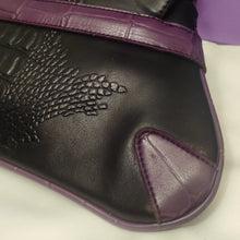 Load image into Gallery viewer, GUCCI Tom Ford Limited Edition crocodile Serpent Horsebit Embellished Clutch Bag - Rare 90476 213317