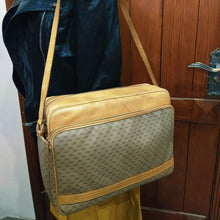 Load image into Gallery viewer, GUCCI GG Pattern Brown PVC Cross Body Shoulder Bag (001-37-5442)