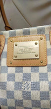 Load image into Gallery viewer, Authentic Louis Vuitton Damier Azur Berkeley Hand Bag FL0023