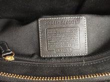Load image into Gallery viewer, Coach Carryall 11062 Hampton Signature Tote Black Canvas Satchel