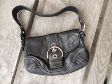 Load image into Gallery viewer, Set of COACH Soho E06d F10188 Stitched Buckle Flap Black Leather Shoulder Bag & NWT Blush Coach Pleated Leather Wristlet F46484
