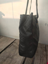 Load image into Gallery viewer, Gucci Vintage micro GG Tote Bag 002-115-0207