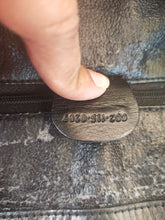 Load image into Gallery viewer, Gucci Vintage micro GG Tote Bag 002-115-0207