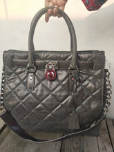 Load image into Gallery viewer, Gorgeous Mich. ael Ko rs Large NS Quilted Leather Hamilton Tote Gunmetal