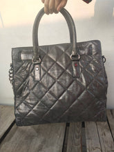 Load image into Gallery viewer, Gorgeous Mich. ael Ko rs Large NS Quilted Leather Hamilton Tote Gunmetal
