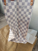 Load image into Gallery viewer, LV On the go Mickey Mouse shoulder bag