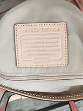 Load image into Gallery viewer, COACH SIGNATURE STRIPE EMBOSSED PATENT TOTE #F25187