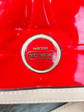 Load image into Gallery viewer, COACH SIGNATURE STRIPE EMBOSSED PATENT TOTE #F25187