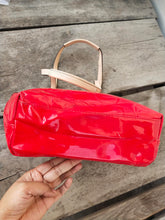 Load image into Gallery viewer, COACH SIGNATURE STRIPE EMBOSSED PATENT TOTE #F25187