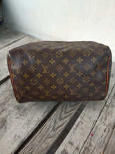 Load image into Gallery viewer, Louis Vuitton Monogram Canvas Leather Speedy 30 cm Bag SP0066