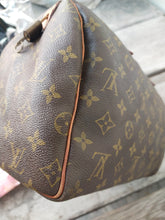 Load image into Gallery viewer, Louis Vuitton Monogram Canvas Leather Speedy 30 cm Bag SP0066