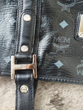 Load image into Gallery viewer, MCM Visetos black big size shopper tote