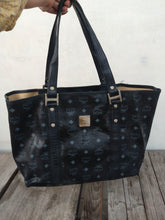 Load image into Gallery viewer, MCM Visetos black big size shopper tote