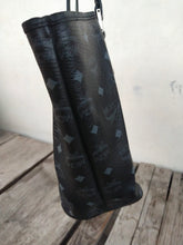 Load image into Gallery viewer, MCM Visetos black big size shopper tote