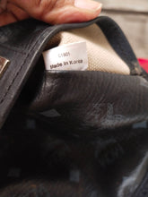 Load image into Gallery viewer, MCM Visetos black big size shopper tote