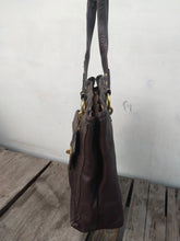 Load image into Gallery viewer, Coach Penelope Creed #b1282-f19264 Brown Leather Tote