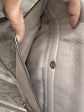 Load image into Gallery viewer, Tory Burch Thea Messenger Bag