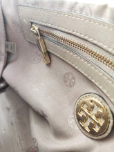 Load image into Gallery viewer, Tory Burch Thea Messenger Bag
