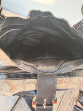 Load image into Gallery viewer, COACH Signature SOHO LYNN Horse & Carriage Large Hobo #D1069-F15209