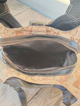 Load image into Gallery viewer, COACH Signature SOHO LYNN Horse & Carriage Large Hobo #D1069-F15209