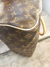 Load image into Gallery viewer, LOUIS VUITTON SPEEDY 30 M41526 with authenticity tag! SP0043