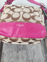 Load image into Gallery viewer, COACH Legacy Signature Duffle 21149