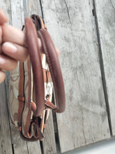 Load image into Gallery viewer, Coach Hampton Signature F13338 Khaki Leather Purse