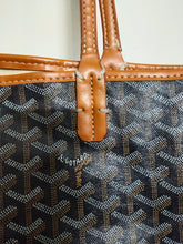 Load image into Gallery viewer, Goyard St. Louis PM tote bag in black brown