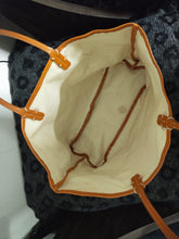 Load image into Gallery viewer, Goyard St. Louis PM tote bag in black brown