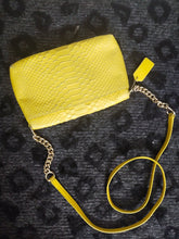 Load image into Gallery viewer, COACH F53253 CROSSTOWN CROSSBODY IN EMBOSSED PYTHON LEATHER