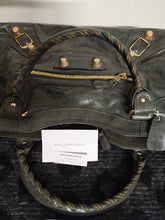Load image into Gallery viewer, Balenciaga City Giant 21 Rose Gold Hardware NWT