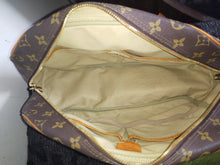Load image into Gallery viewer, Louis Vuitton Deauville Purse/Bag Monogram AS0998