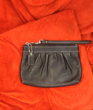 Load image into Gallery viewer, Set of COACH Coach Classic Vintage Mahogany Leather Legacy SM Zip Coin Purse &amp; Leather Wristlet
