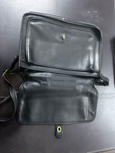 Load image into Gallery viewer, Vintage Coach Briefcase Metropolitan 1150
