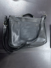 Load image into Gallery viewer, Vintage Coach Briefcase Metropolitan 1150
