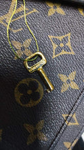 Load image into Gallery viewer, Authentic Vintage 1980 LOUIS VUITTON Monogram Monceau crossbody
