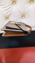 Load image into Gallery viewer, Authentic Vintage 1980 LOUIS VUITTON Monogram Monceau crossbody
