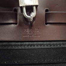 Load image into Gallery viewer, Hermes Noir Toile Herbag Zip 31

