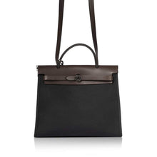 Load image into Gallery viewer, Hermes Noir Toile Herbag Zip 31
