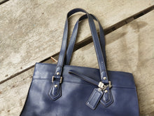 Load image into Gallery viewer, Coach Charlie Leather Tote F27823
