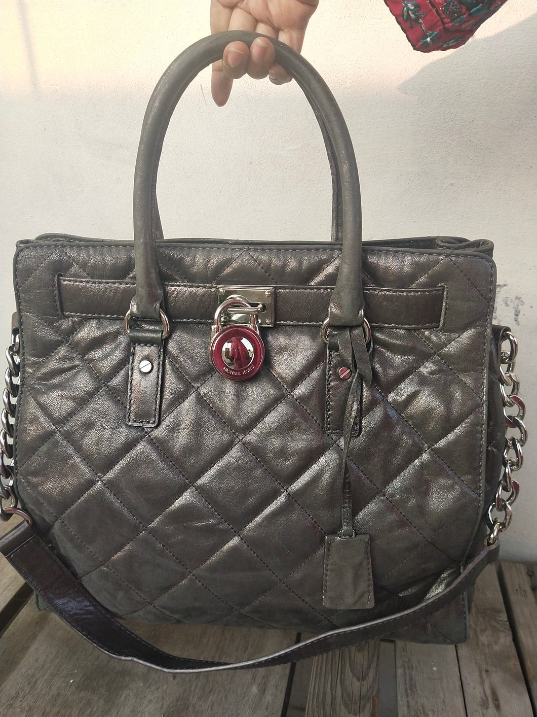 Gorgeous Mich. ael Ko rs Large NS Quilted Leather Hamilton Tote Gunmetal