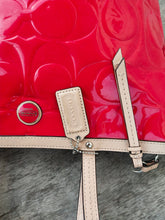 Load image into Gallery viewer, COACH SIGNATURE STRIPE EMBOSSED PATENT TOTE #F25187

