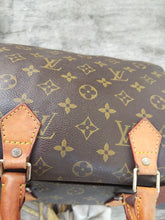 Load image into Gallery viewer, Louis Vuitton Monogram Canvas Leather Speedy 30 cm Bag SP0066
