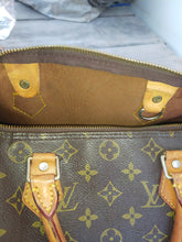 Load image into Gallery viewer, Louis Vuitton Monogram Canvas Leather Speedy 30 cm Bag SP0066
