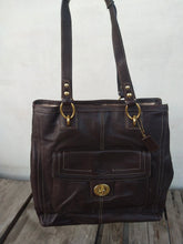 Load image into Gallery viewer, Coach Penelope Creed #b1282-f19264 Brown Leather Tote
